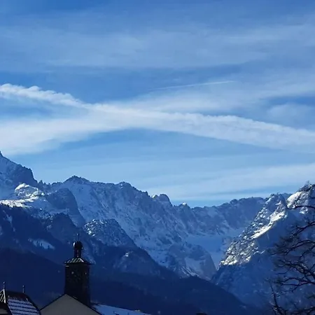 Pleasant With View جارمش بارتنكيرشن